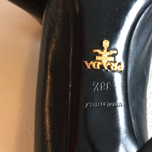Prada Shoes Authentic - Picture 6 of 8